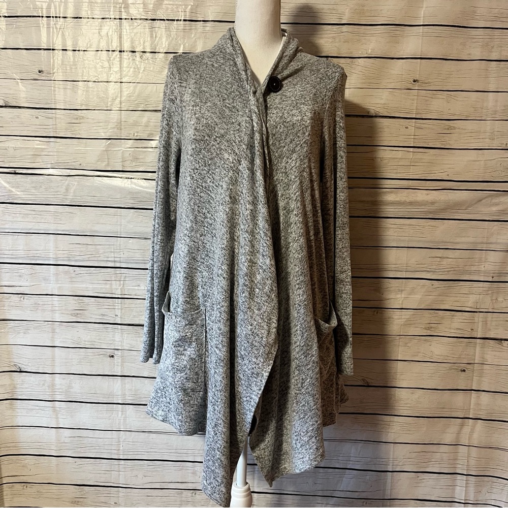 Bobeau One Button Fleece Wrap Cardigan Size Medium - Picture 9 of 11